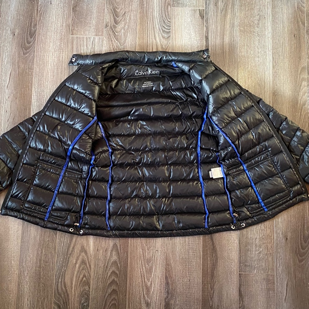 Calvin Klein Puffer Jacket - Picture 3 of 12